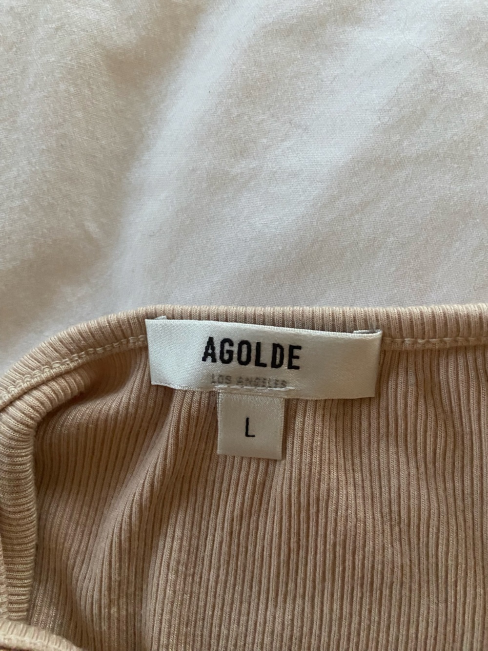 Agolde Ribbed Beige V-Neck Bodysuit - Picture 4 of 6